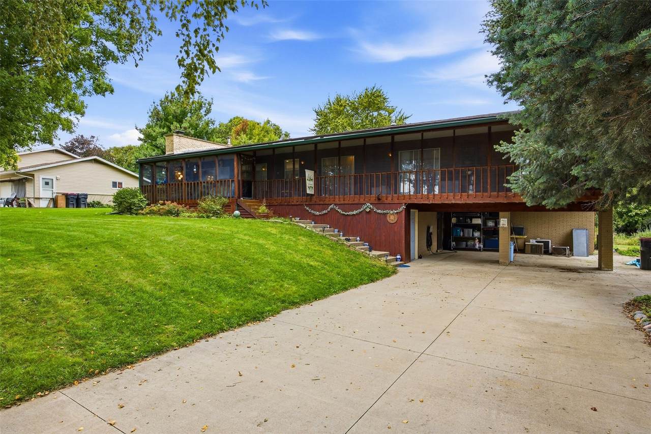 https://bt-photos.global.ssl.fastly.net/cedarrapids/1280_boomver_1_2606843-2.jpg