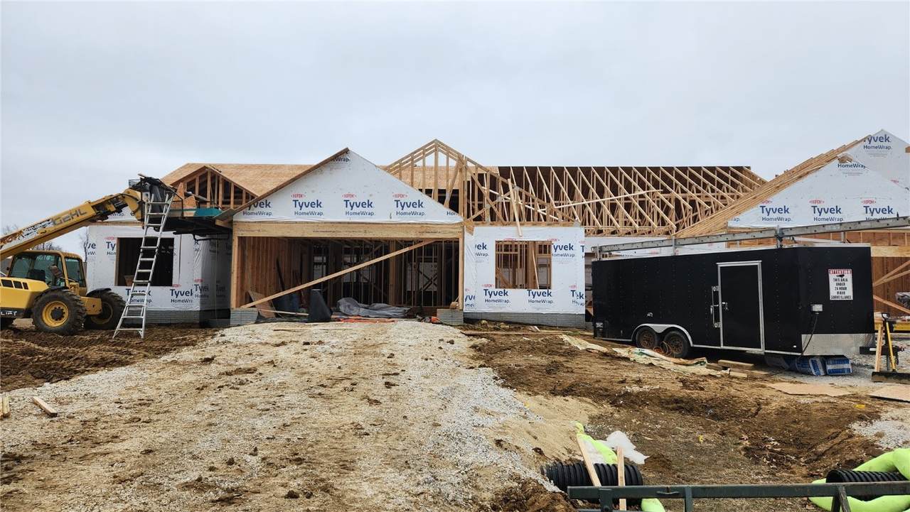 5860 Meadow Grass Circle - Photo 1