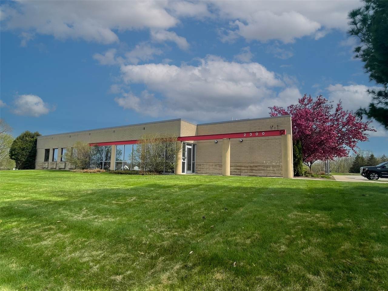 2300 Oakdale Boulevard - Photo 1