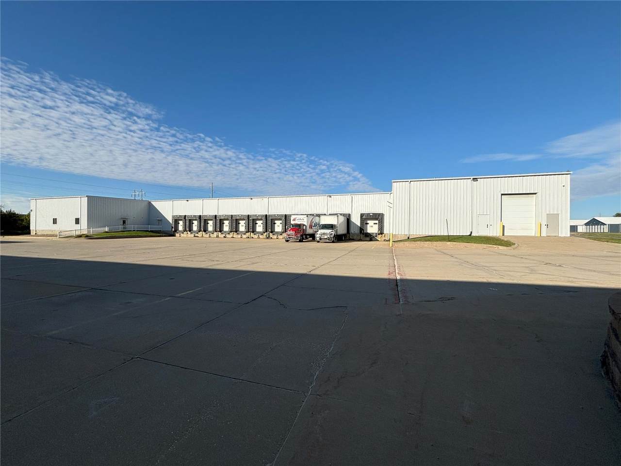 423 Southgate Court - Photo 1