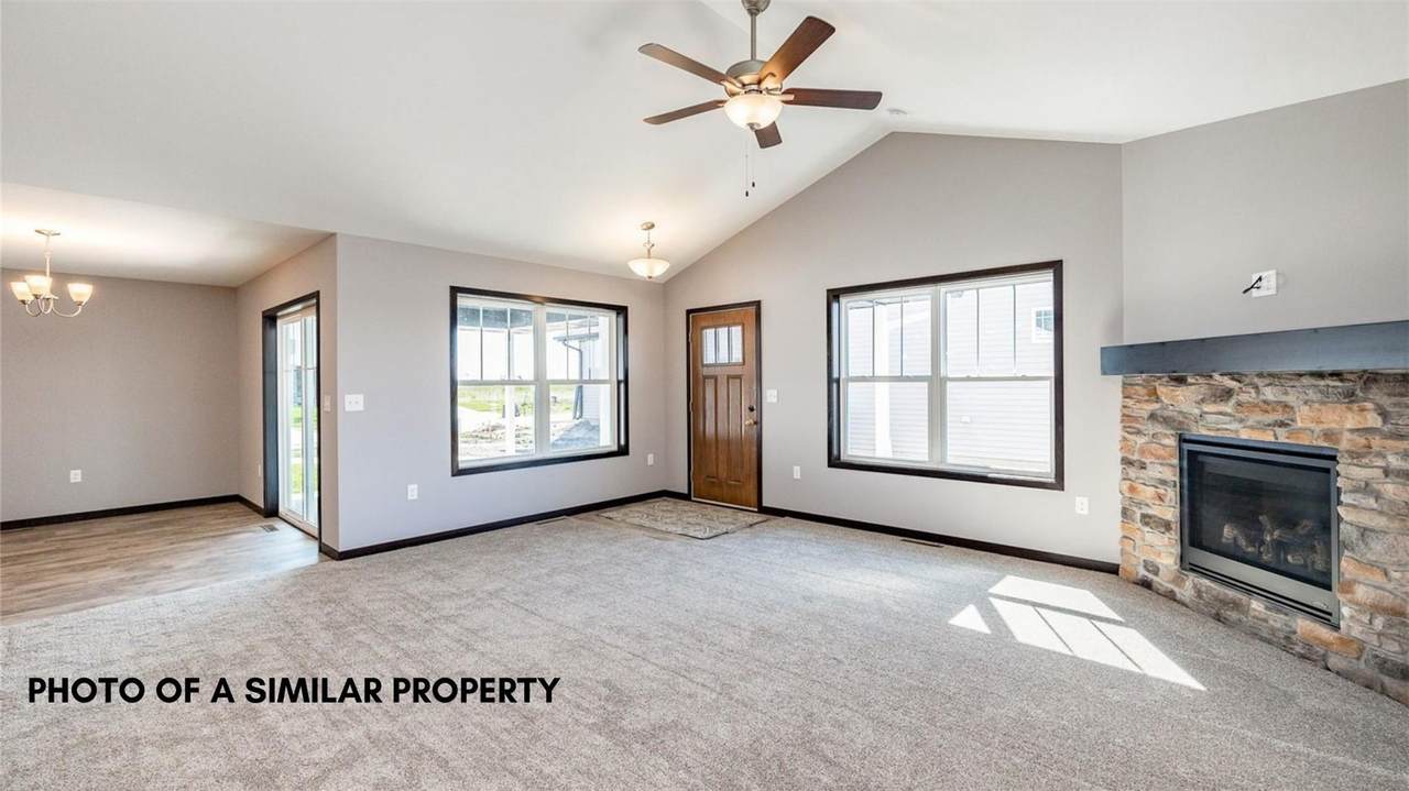 1623 Petrus Drive - Photo 1