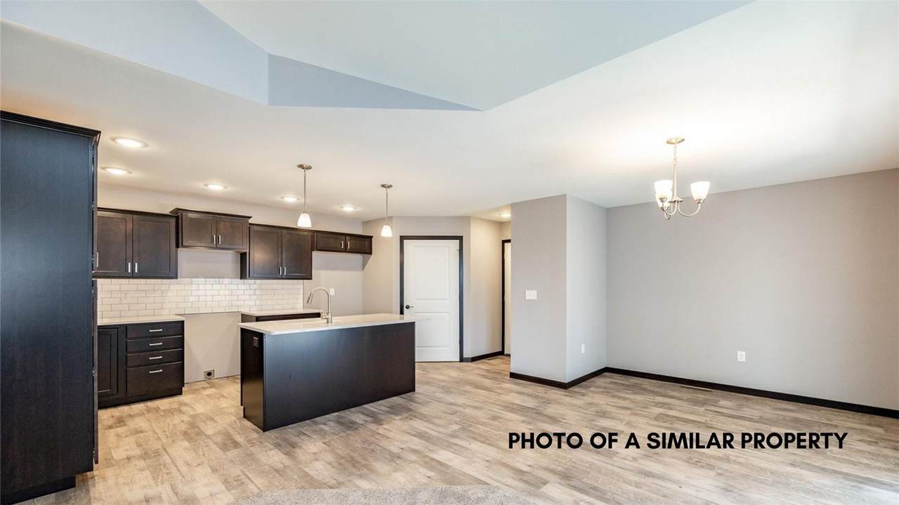 https://bt-photos.global.ssl.fastly.net/cedarrapids/1280_boomver_2_2408613-2.jpg