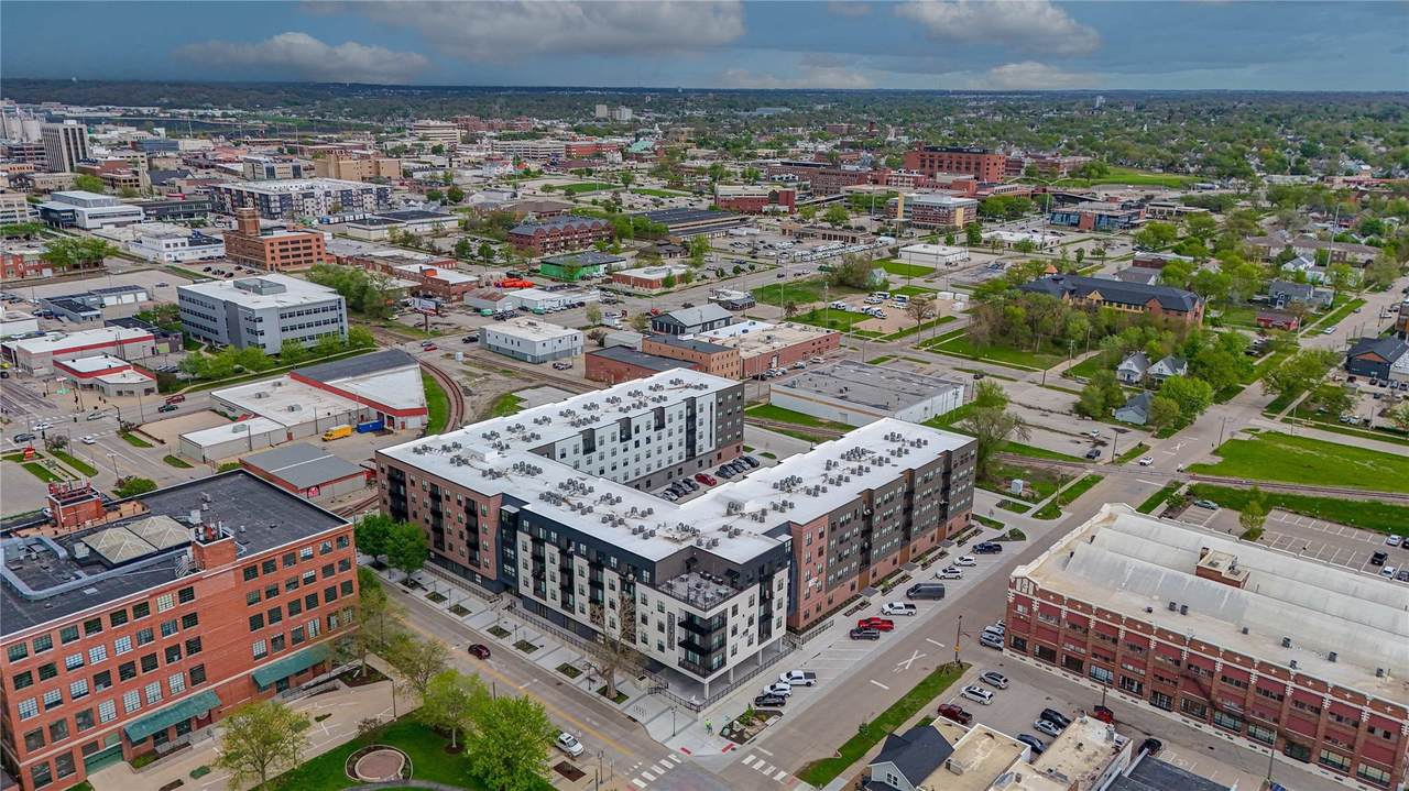 https://bt-photos.global.ssl.fastly.net/cedarrapids/1280_boomver_2_2502467-2.jpg