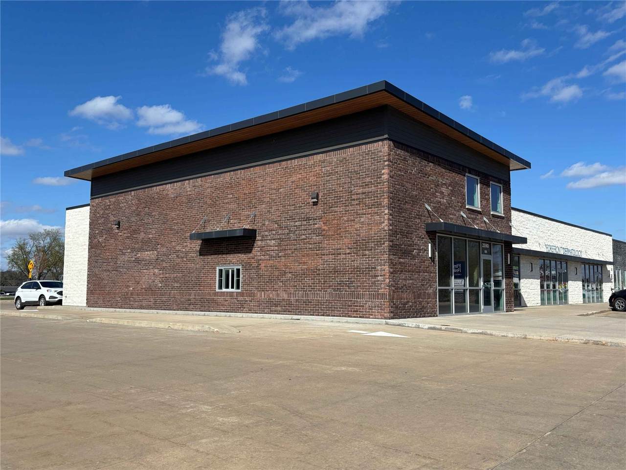 https://bt-photos.global.ssl.fastly.net/cedarrapids/1280_boomver_2_2502837-2.jpg