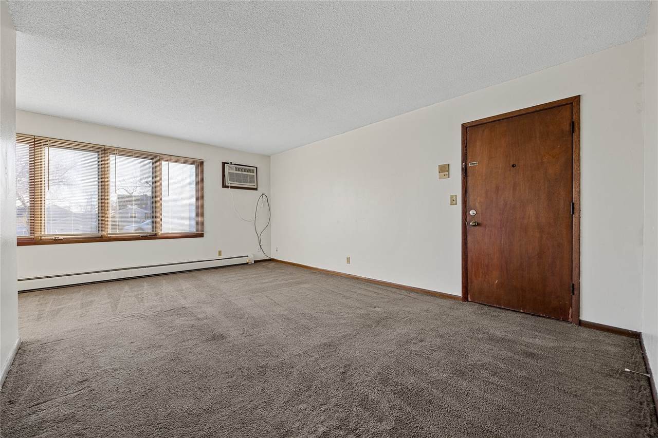 https://bt-photos.global.ssl.fastly.net/cedarrapids/1280_boomver_2_2502980-2.jpg
