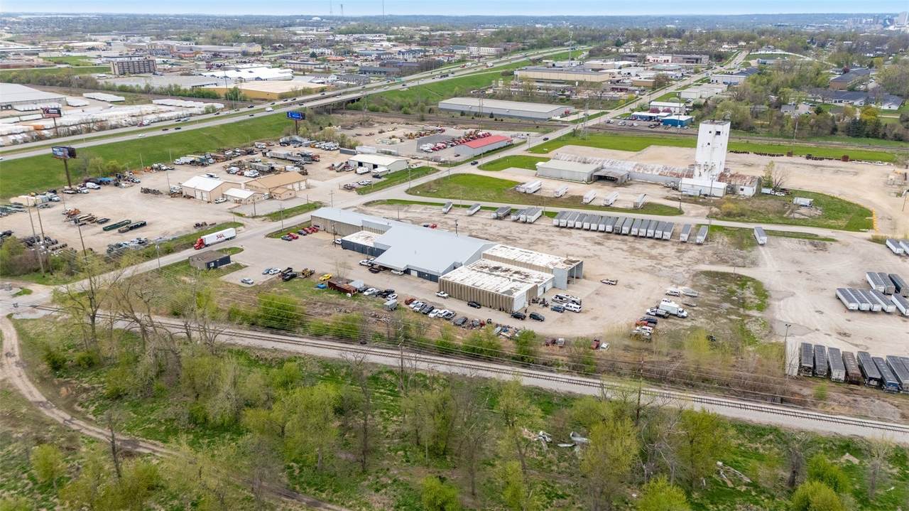 https://bt-photos.global.ssl.fastly.net/cedarrapids/1280_boomver_2_2503046-2.jpg