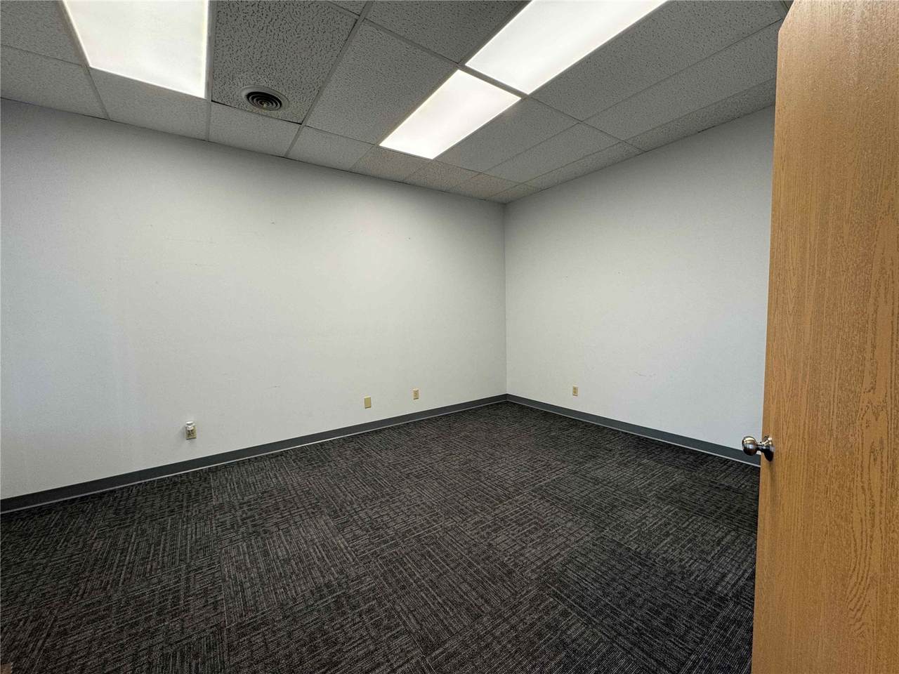 https://bt-photos.global.ssl.fastly.net/cedarrapids/1280_boomver_2_2507112-2.jpg