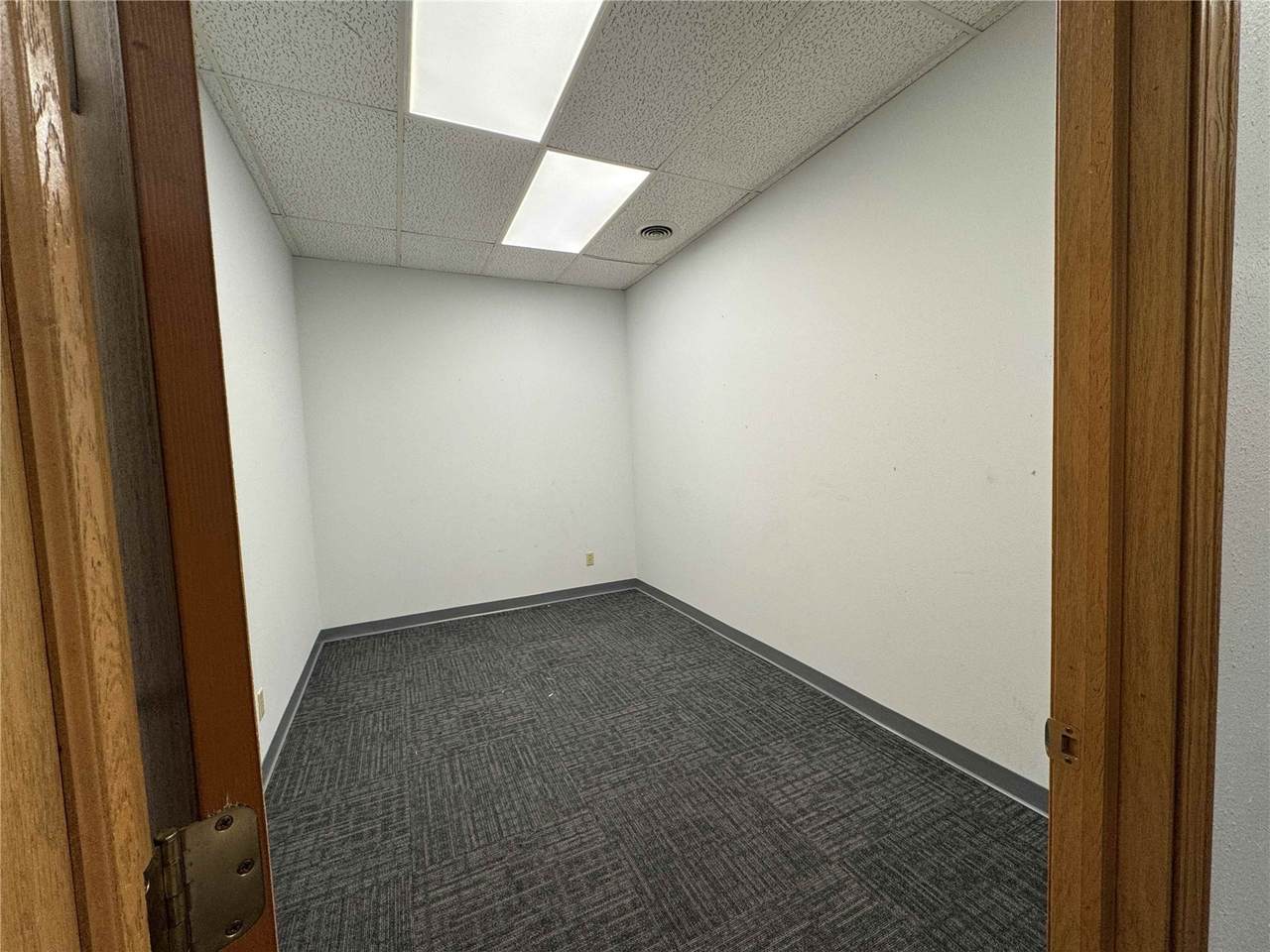 https://bt-photos.global.ssl.fastly.net/cedarrapids/1280_boomver_2_2507112-2.jpg