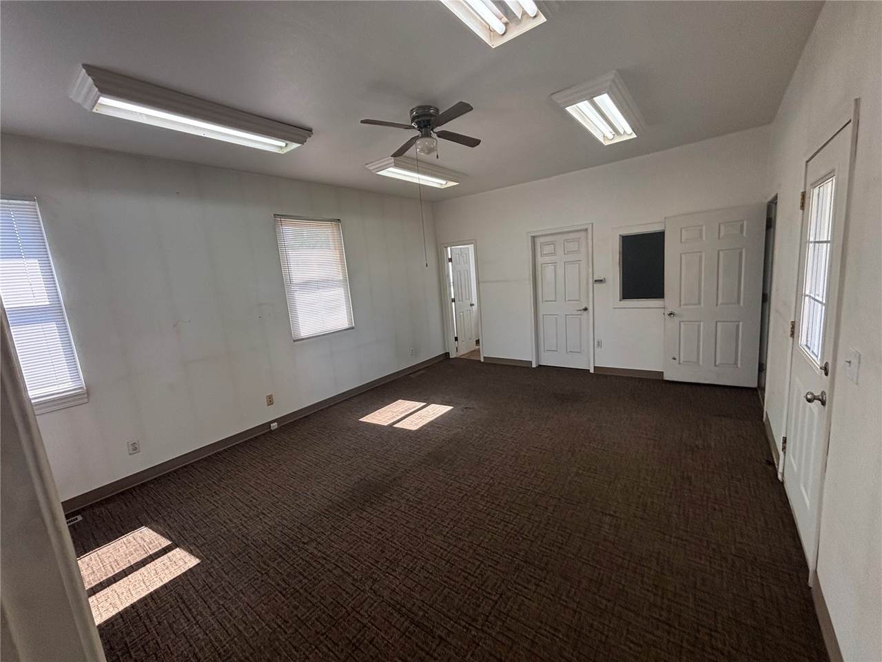 https://bt-photos.global.ssl.fastly.net/cedarrapids/1280_boomver_2_2507267-2.jpg