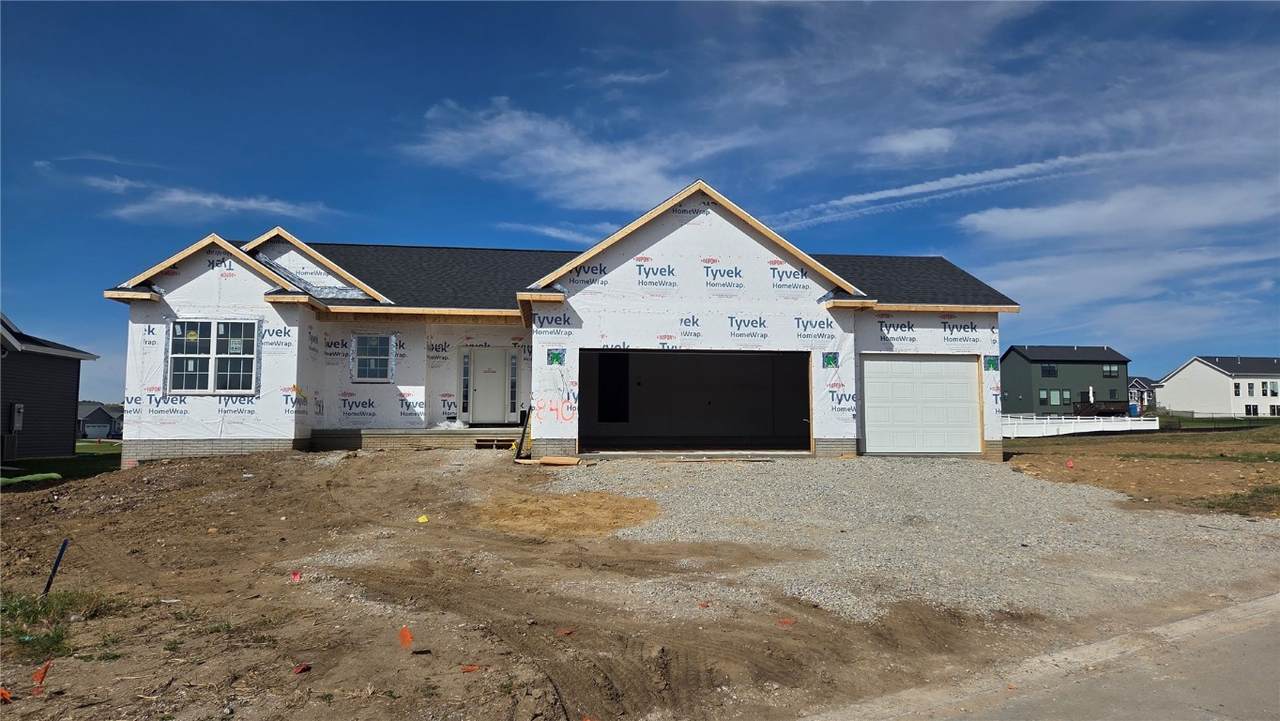 840 Longbow Court - Photo 1