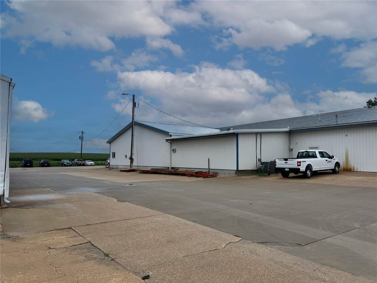 https://bt-photos.global.ssl.fastly.net/cedarrapids/1280_boomver_2_2508184-2.jpg
