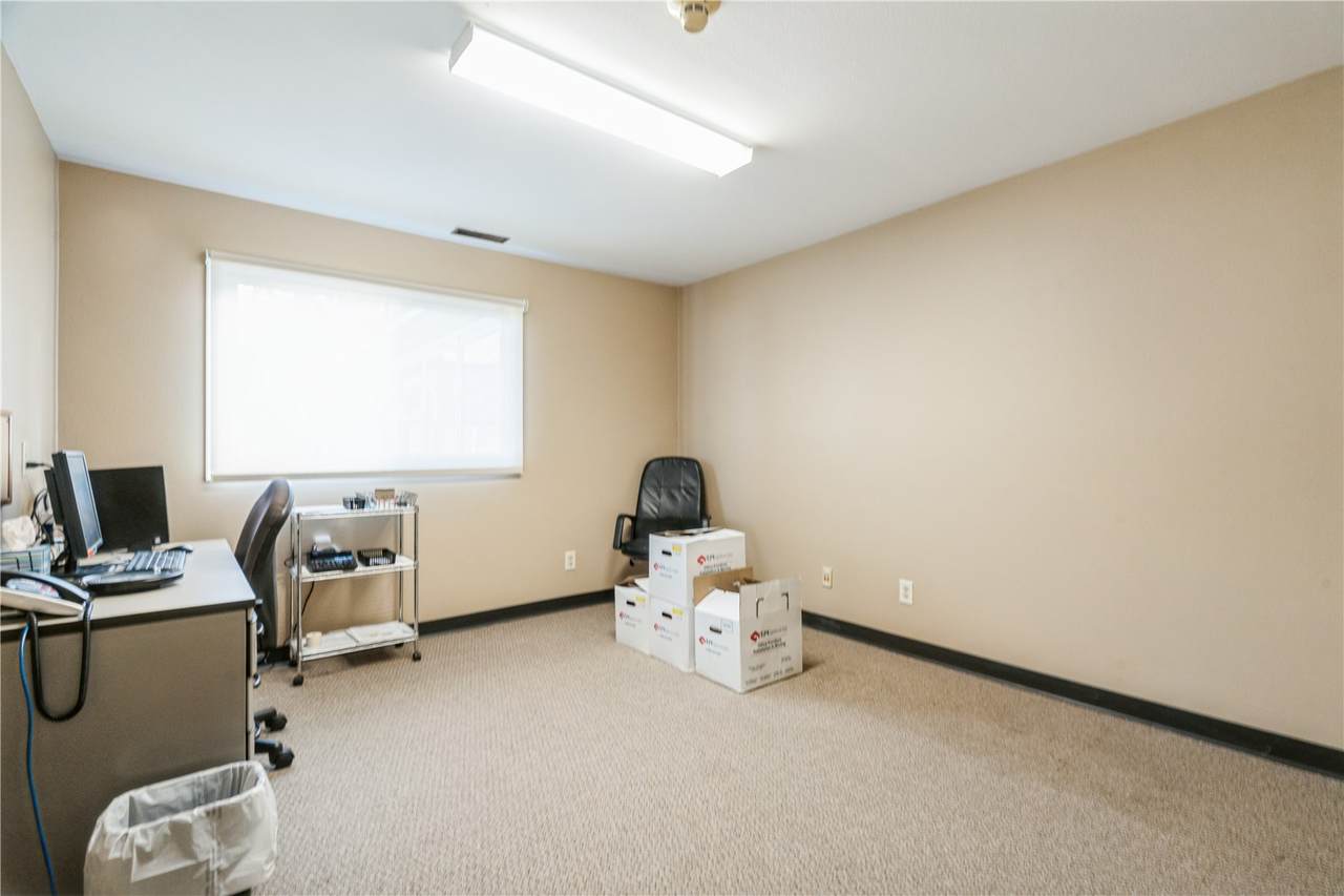 https://bt-photos.global.ssl.fastly.net/cedarrapids/1280_boomver_2_2508215-2.jpg