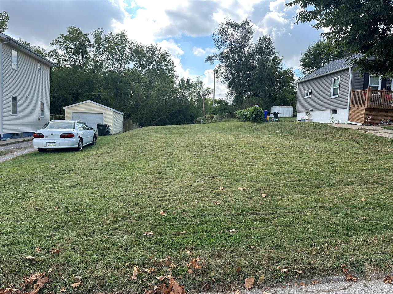1227 19th Avenue - Photo 1