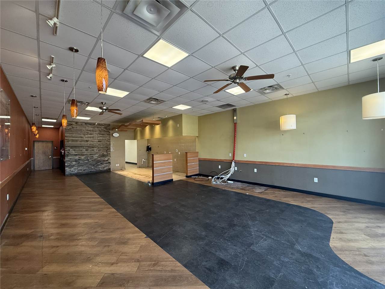 https://bt-photos.global.ssl.fastly.net/cedarrapids/1280_boomver_2_2508243-2.jpg