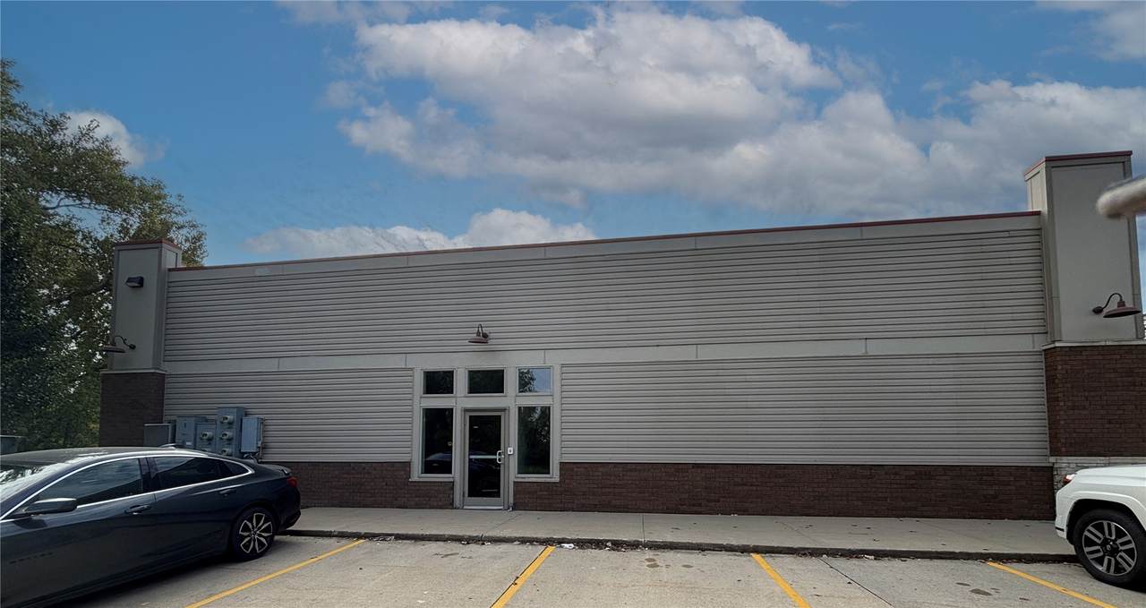 https://bt-photos.global.ssl.fastly.net/cedarrapids/1280_boomver_2_2508252-2.jpg