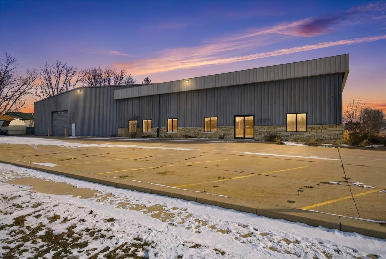 1199 44th Street - Photo 1