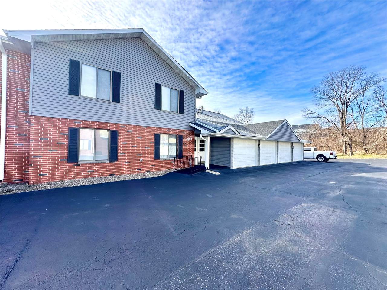 4300 Maureen Court - Photo 1