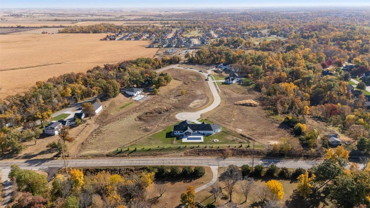https://bt-photos.global.ssl.fastly.net/cedarrapids/1280_boomver_1_2509753-2.jpg