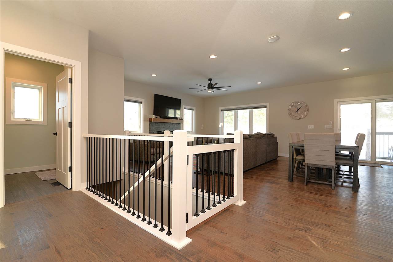 https://bt-photos.global.ssl.fastly.net/cedarrapids/1280_boomver_3_2509820-2.jpg