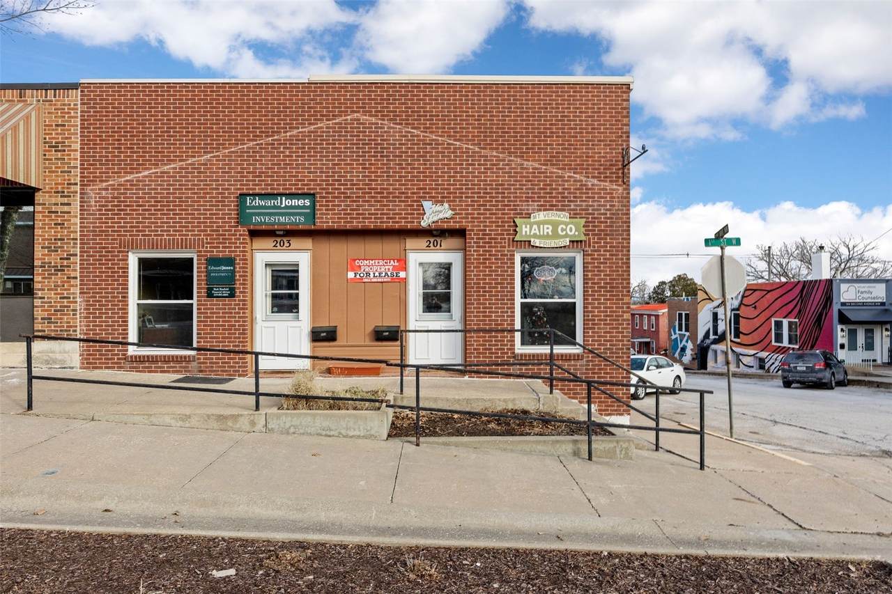 https://bt-photos.global.ssl.fastly.net/cedarrapids/1280_boomver_2_2509926-2.jpg