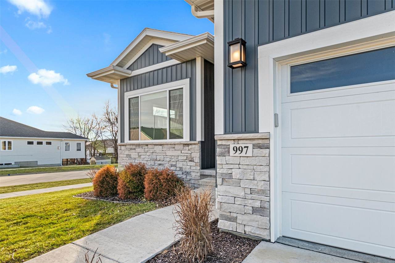 https://bt-photos.global.ssl.fastly.net/cedarrapids/1280_boomver_2_2600513-2.jpg