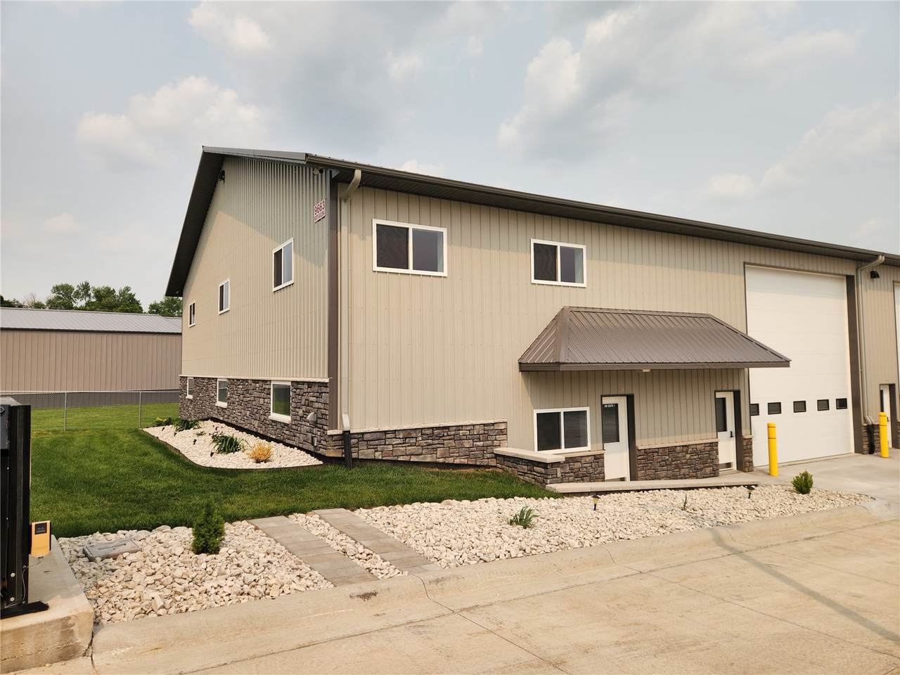 https://bt-photos.global.ssl.fastly.net/cedarrapids/1280_boomver_2_2600690-2.jpg