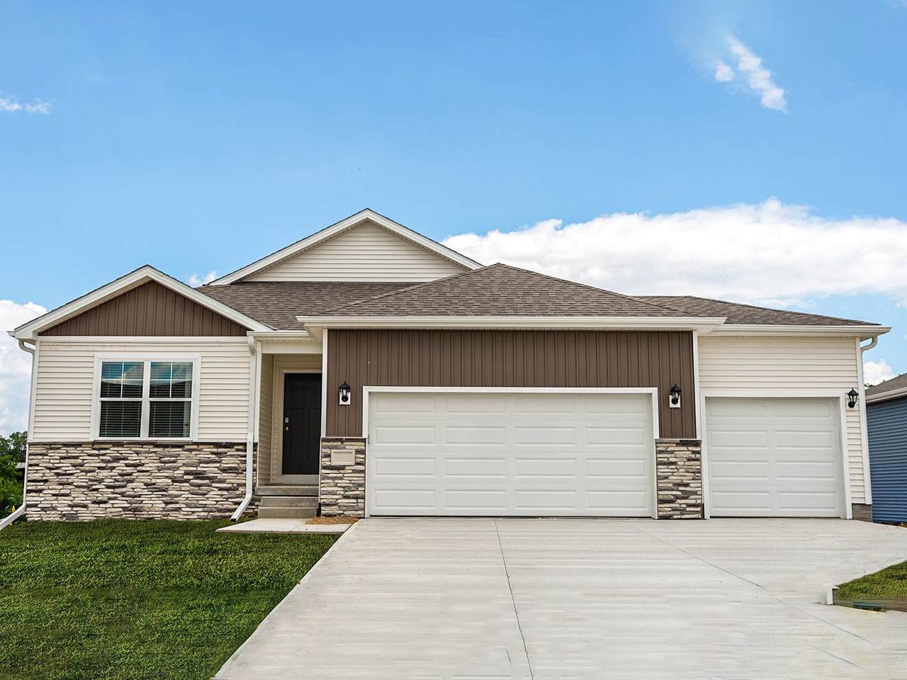 3709 Rueben Drive - Photo 1
