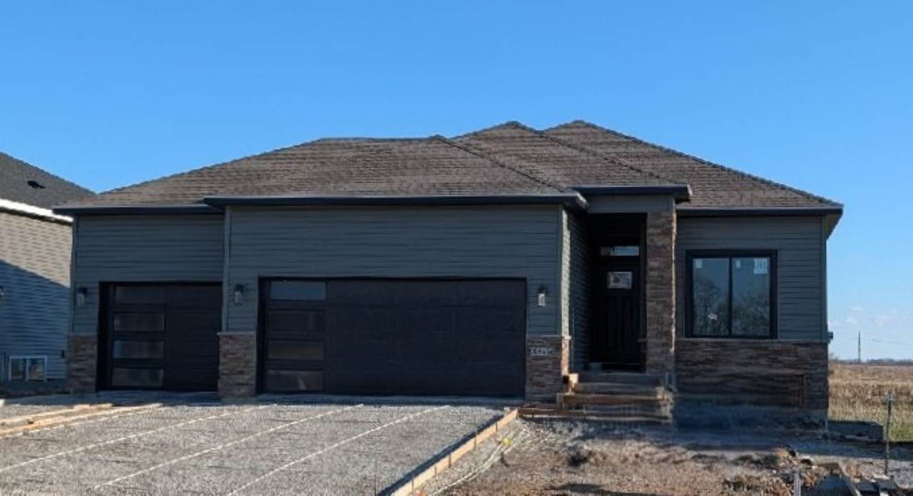 3064 Ridgeview Circle - Photo 1