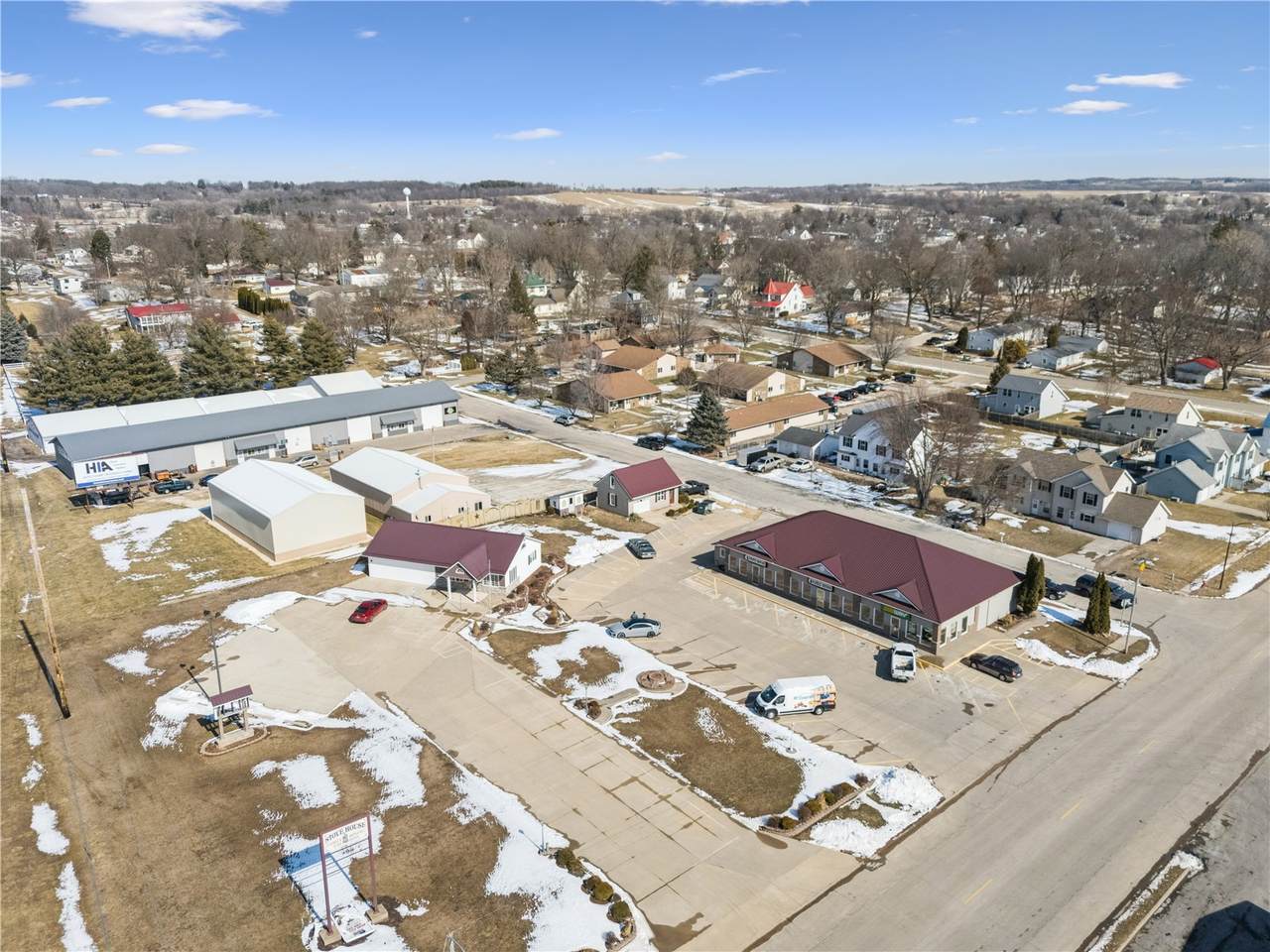 4659 Iowa 13 - Photo 1