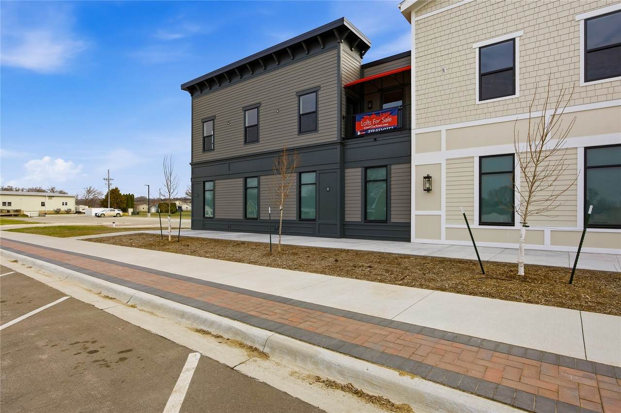 https://bt-photos.global.ssl.fastly.net/cedarrapids/1280_boomver_2_2601454-2.jpg