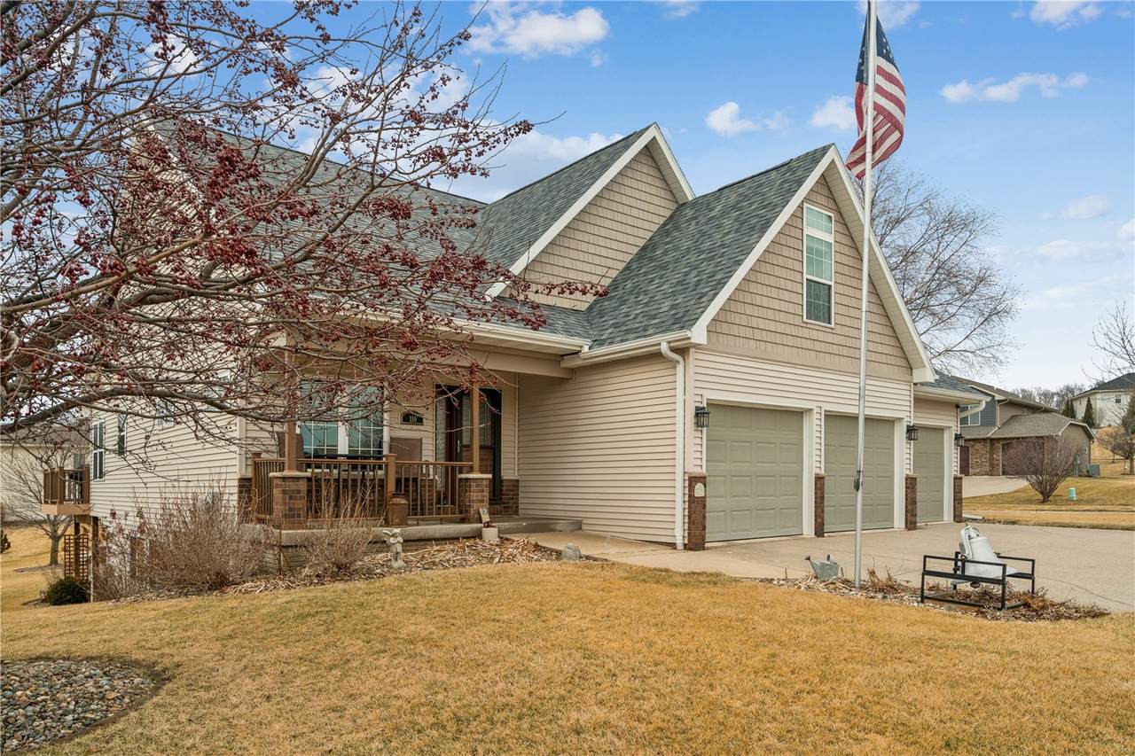 110 Willow Lane - Photo 1