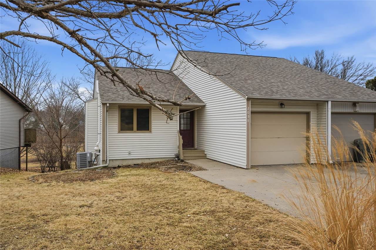 https://bt-photos.global.ssl.fastly.net/cedarrapids/1280_boomver_2_2601678-2.jpg