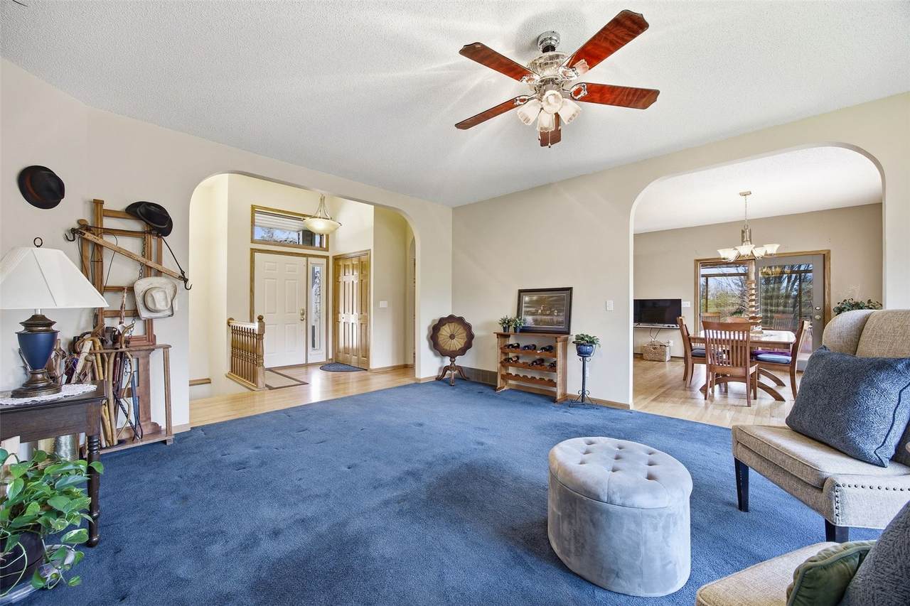 https://bt-photos.global.ssl.fastly.net/cedarrapids/orig_boomver_2_2602404-2.jpg