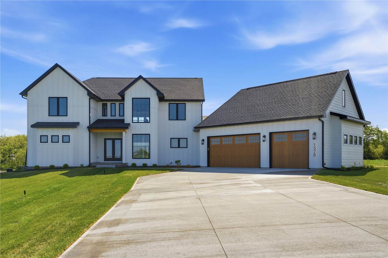 1570 Volmert Lane - Photo 1