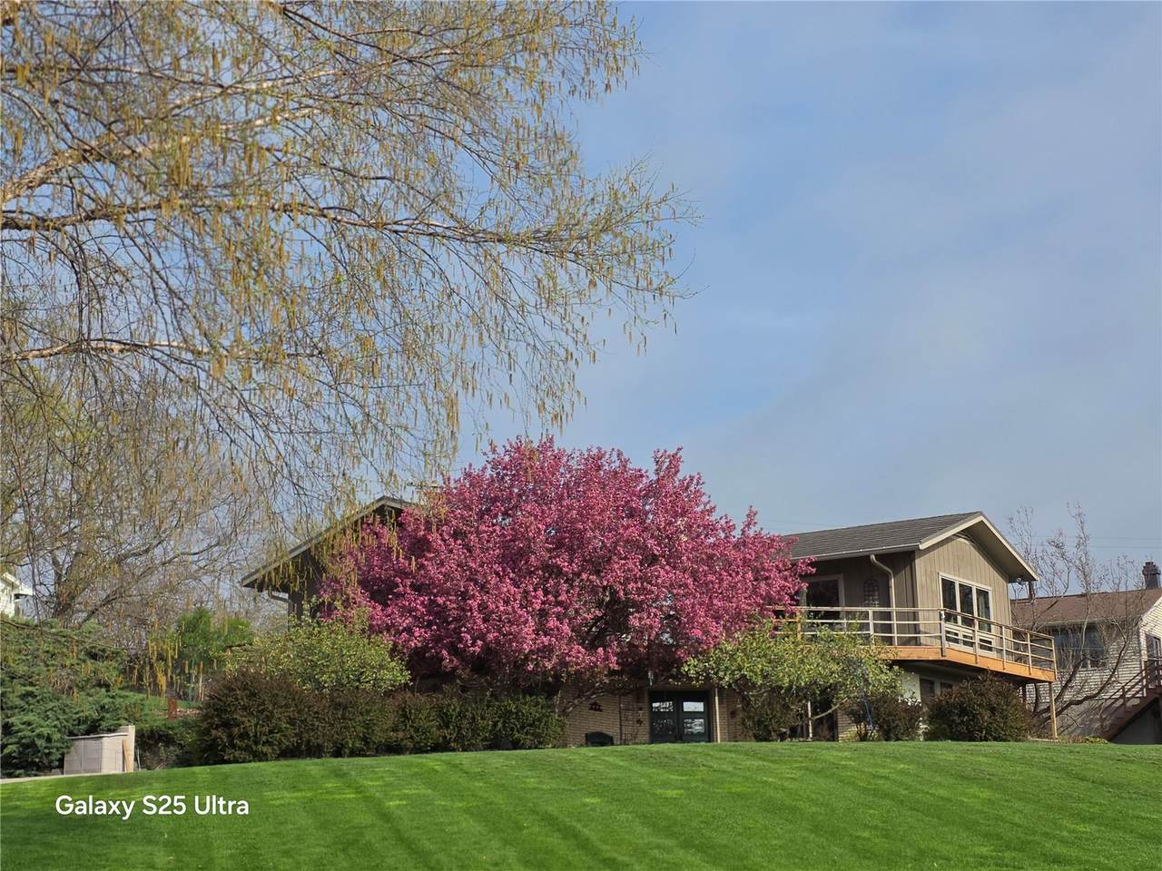 https://bt-photos.global.ssl.fastly.net/cedarrapids/1280_boomver_1_2603249-2.jpg