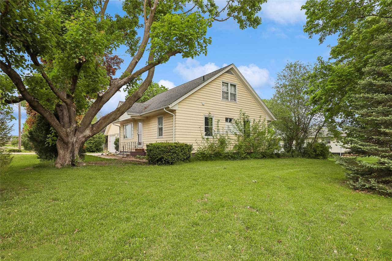 https://bt-photos.global.ssl.fastly.net/cedarrapids/1280_boomver_2_2603258-2.jpg