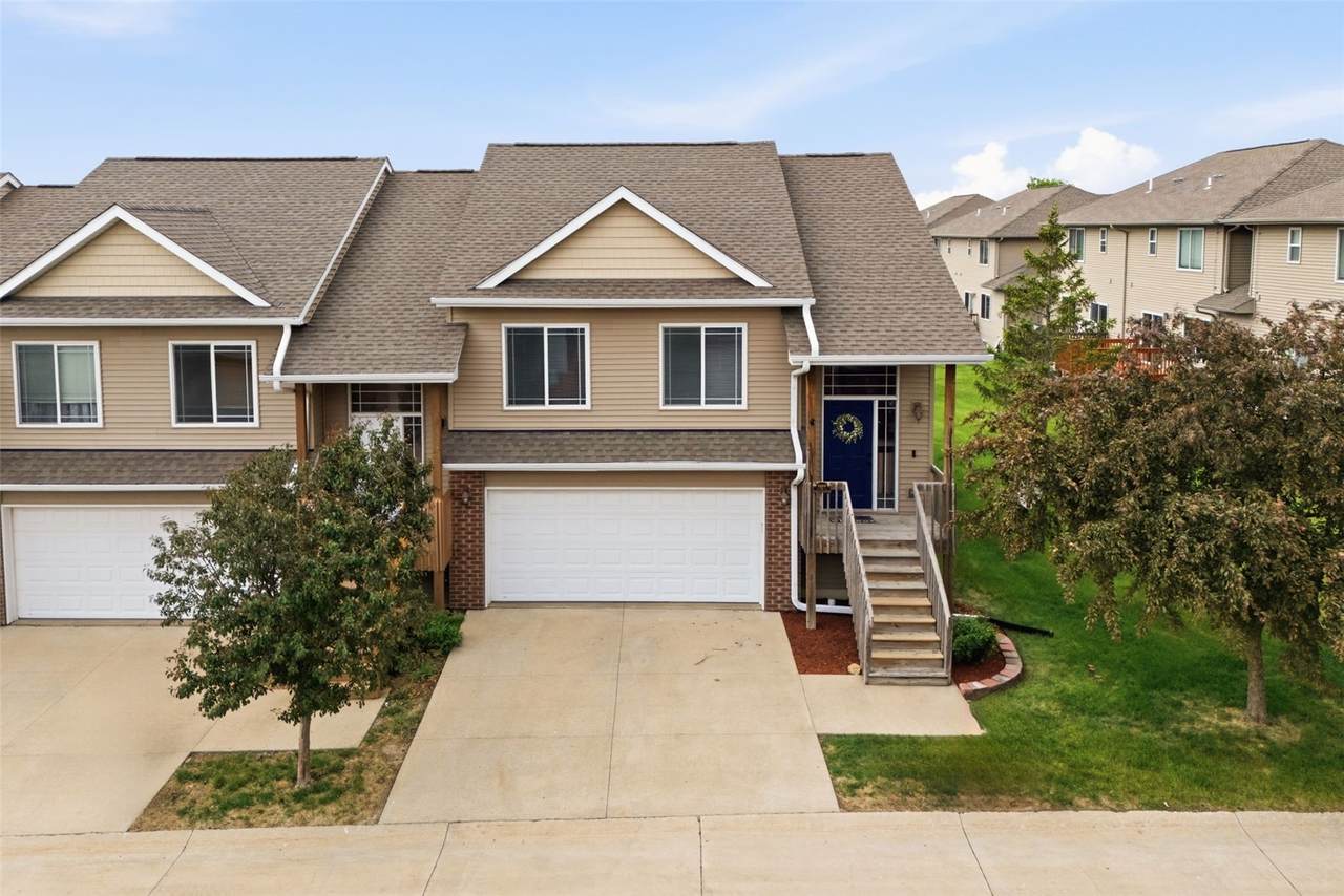 1809 Goose Lake Circle - Photo 1