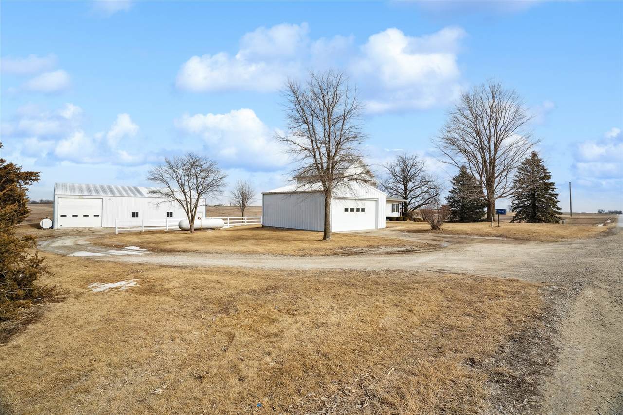 https://bt-photos.global.ssl.fastly.net/cedarrapids/1280_boomver_1_2603786-2.jpg