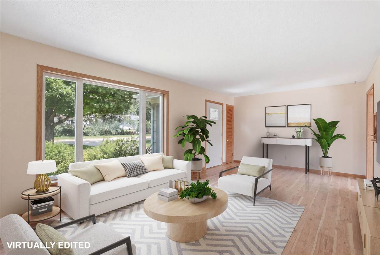 https://bt-photos.global.ssl.fastly.net/cedarrapids/1280_boomver_2_2603925-2.jpg