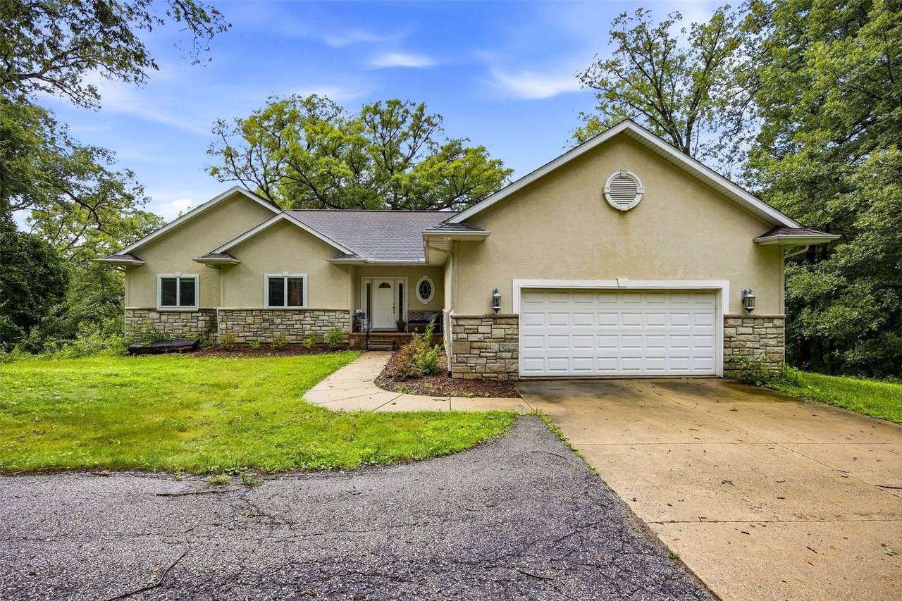 4020 Riverview Lane - Photo 1
