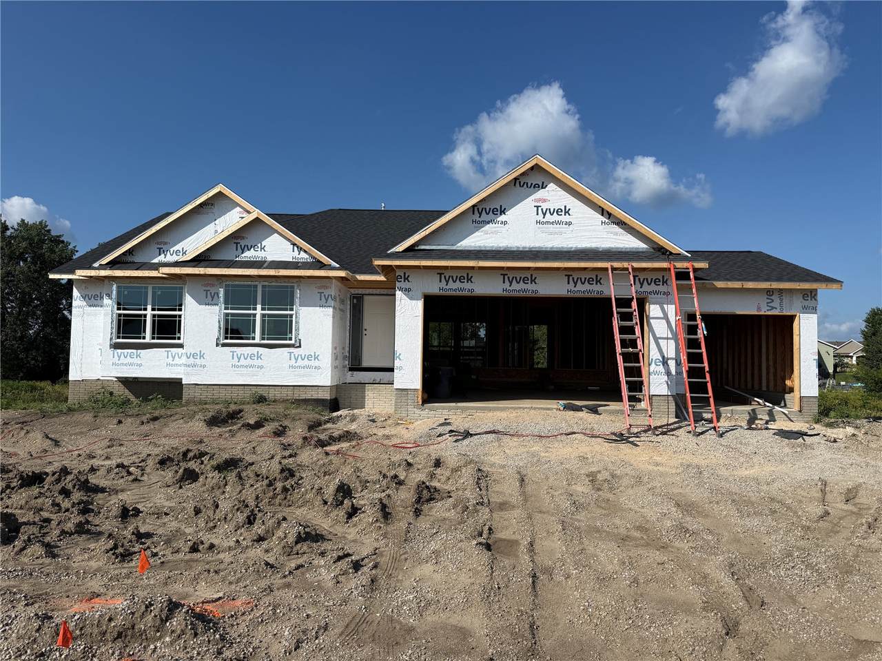 1724 Cloverleaf Court - Photo 1
