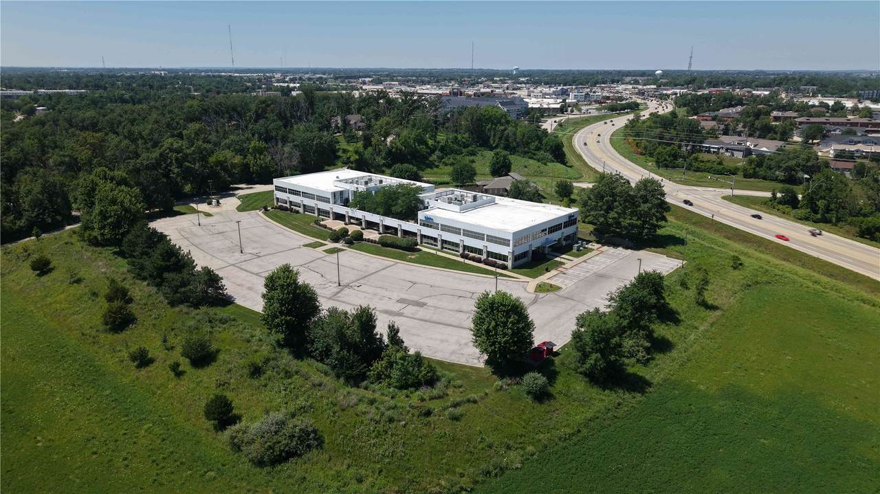 https://bt-photos.global.ssl.fastly.net/cedarrapids/1280_boomver_2_2604983-2.jpg