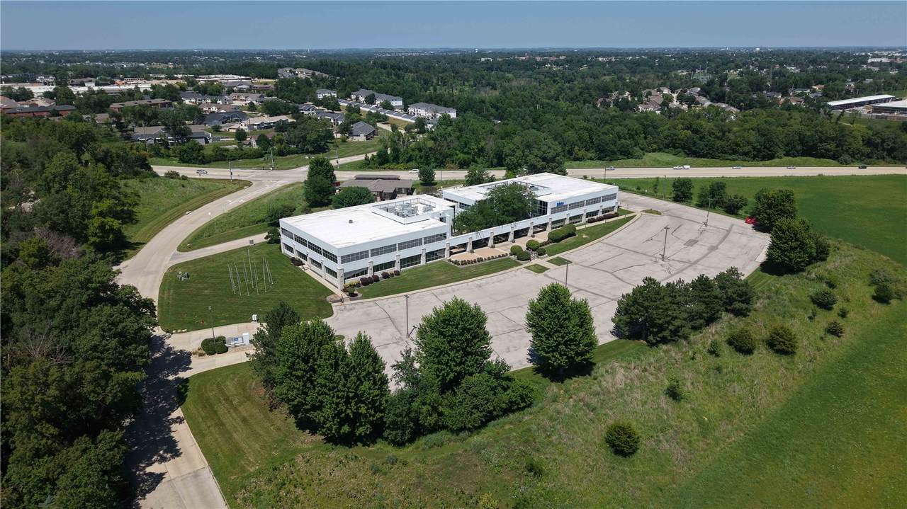 https://bt-photos.global.ssl.fastly.net/cedarrapids/1280_boomver_2_2604987-2.jpg