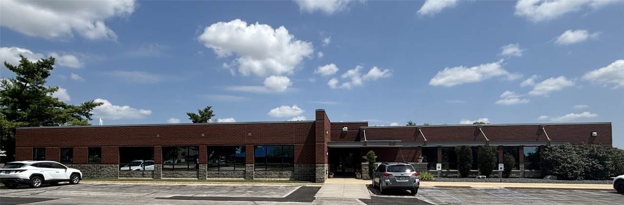 4000 River Ridge Drive - Photo 1
