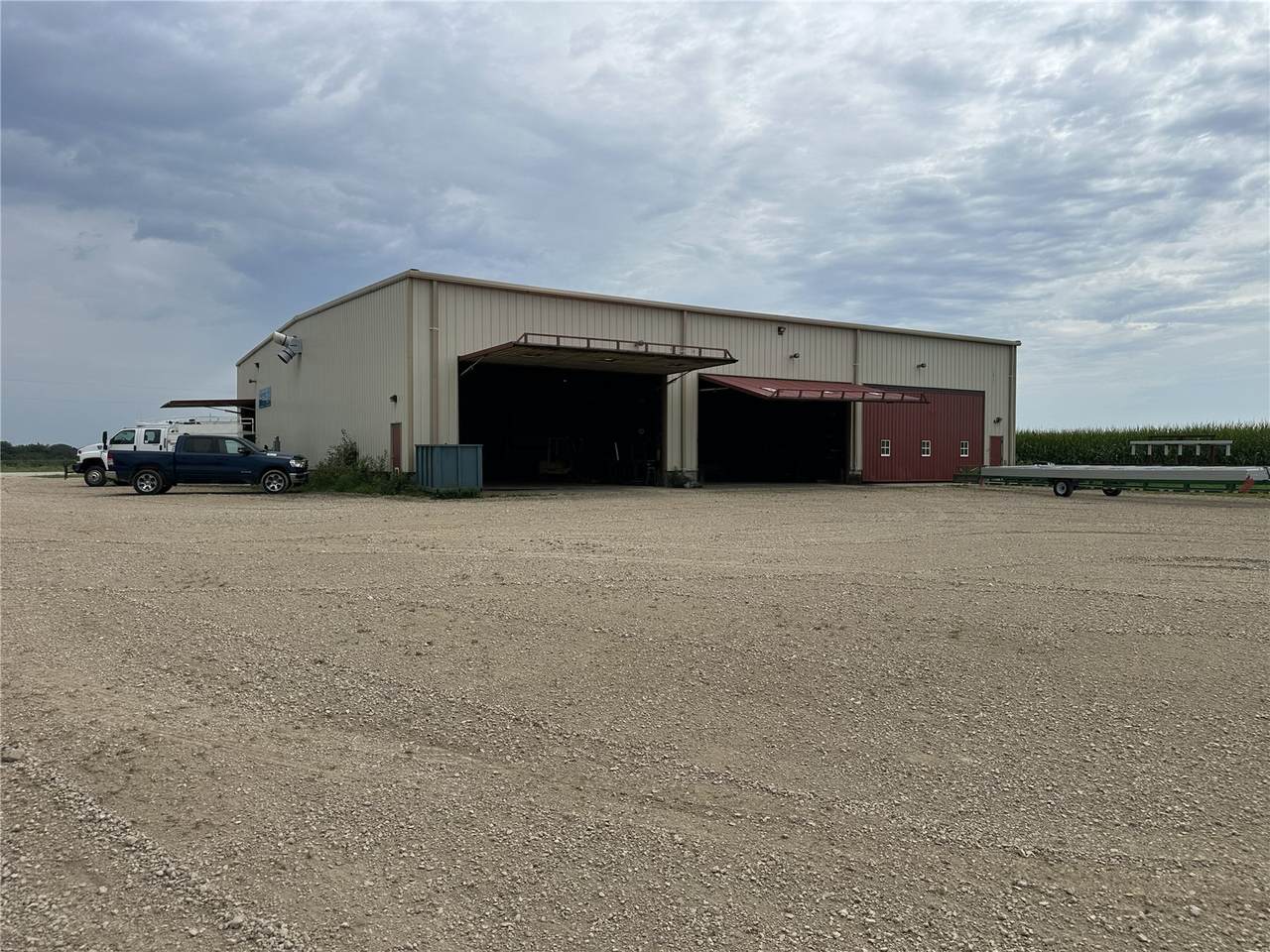 https://bt-photos.global.ssl.fastly.net/cedarrapids/1280_boomver_2_2605823-2.jpg