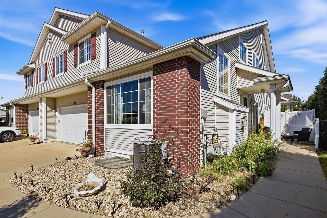 https://bt-photos.global.ssl.fastly.net/cedarrapids/1280_boomver_2_2606359-2.jpg