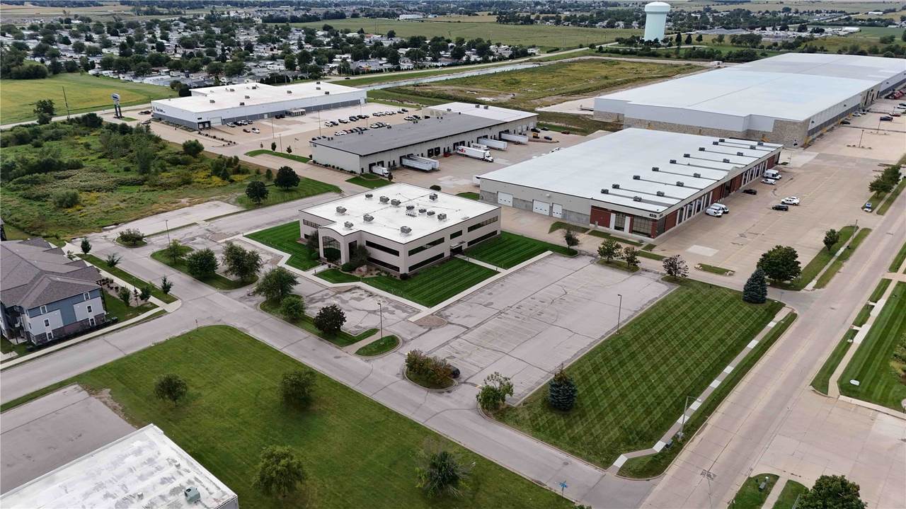 https://bt-photos.global.ssl.fastly.net/cedarrapids/1280_boomver_2_2606413-2.jpg
