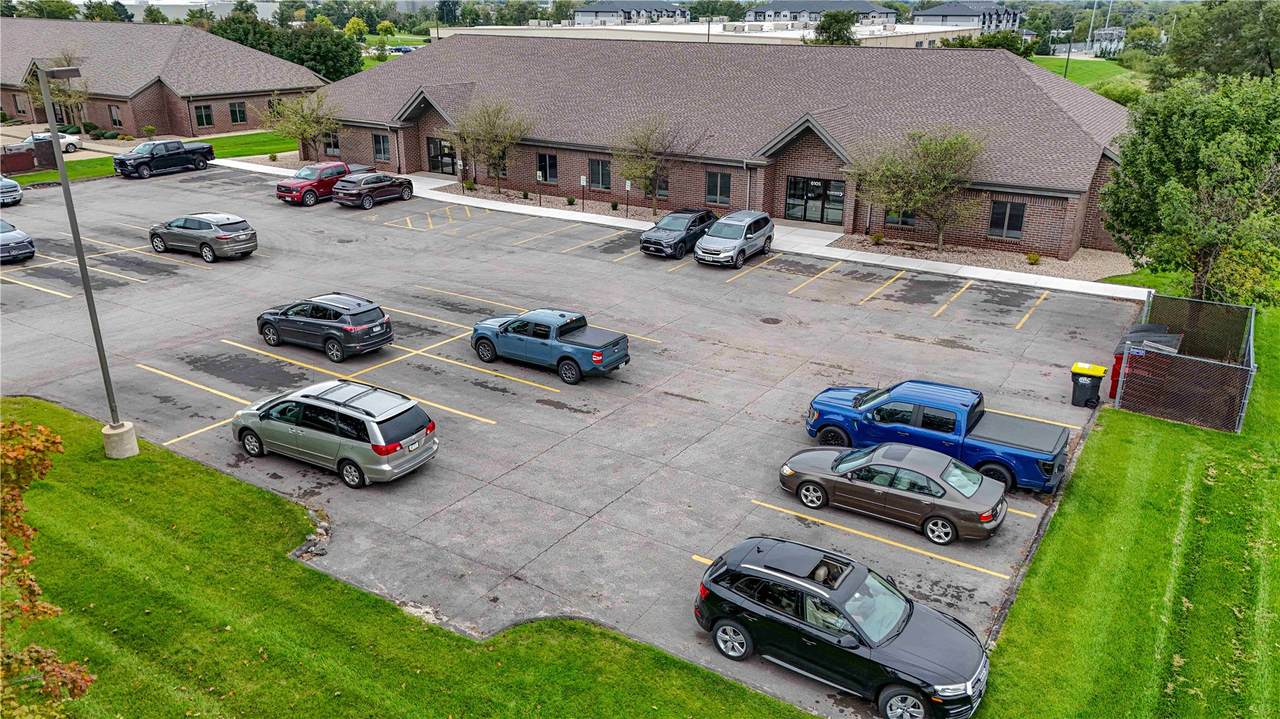 https://bt-photos.global.ssl.fastly.net/cedarrapids/orig_boomver_1_2606600-2.jpg