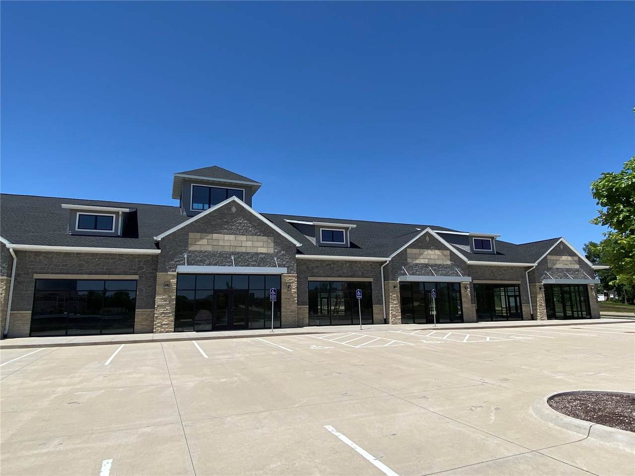 https://bt-photos.global.ssl.fastly.net/cedarrapids/1280_boomver_3_1803421-2.jpg