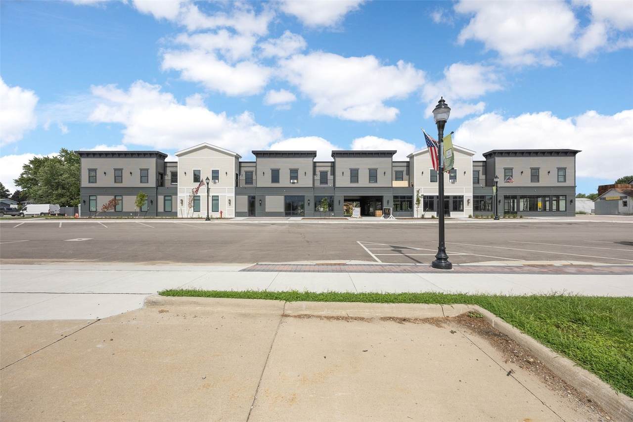 https://bt-photos.global.ssl.fastly.net/cedarrapids/1280_boomver_3_2303746-2.jpg